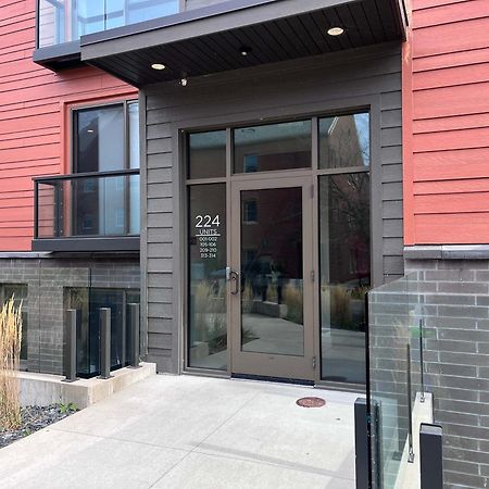 Modern Condo 210 Just Blocks From Lake Michigan 트래버스 시티 외부 사진